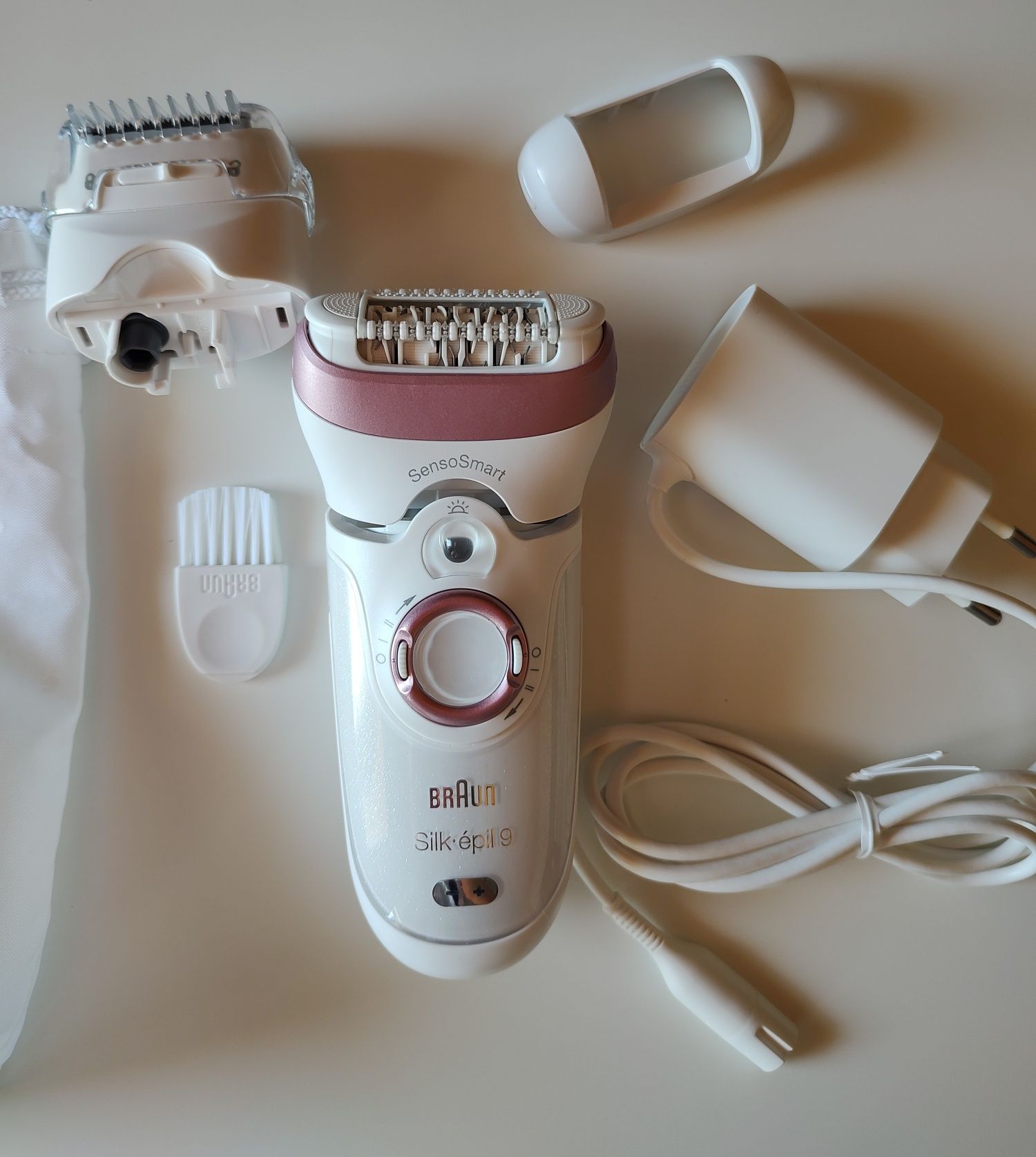 Епилатор Braun Silk-epil 9720, 40 пенсети, Технология SensoSmart, Аксе