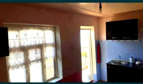 Ховли Сотилади 2 томони куча  Уй Куришга Ер нархда 8 сотик Кибрай рн