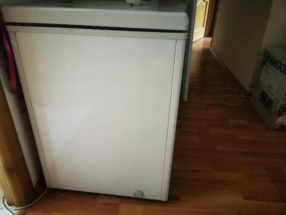 Продам ларь морозильный