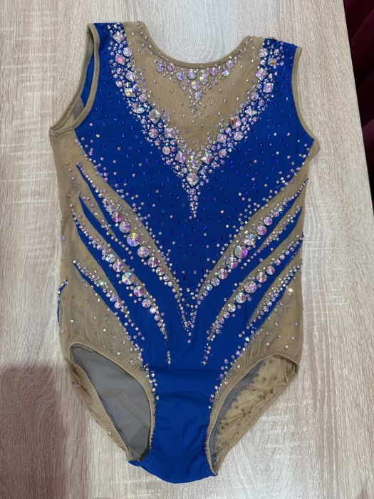 Трико за художествена гимнастика.