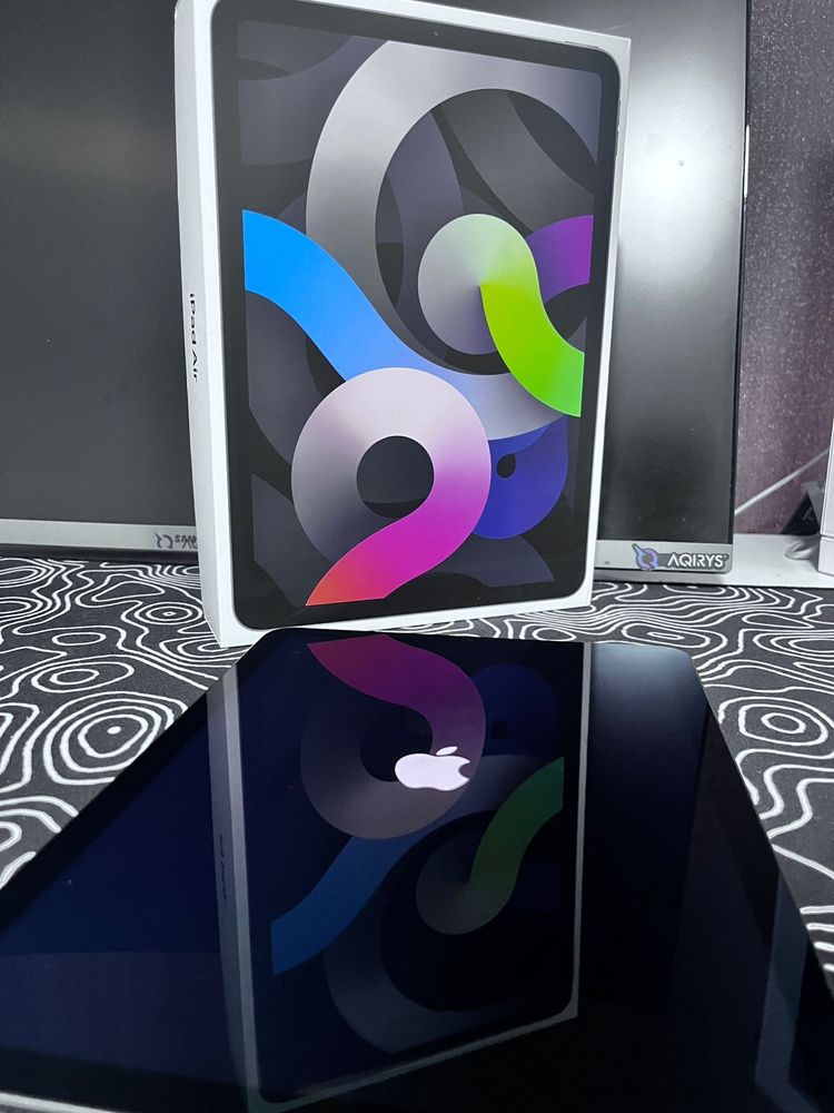 Apple Ipad Air 4( a 4 a generatie)