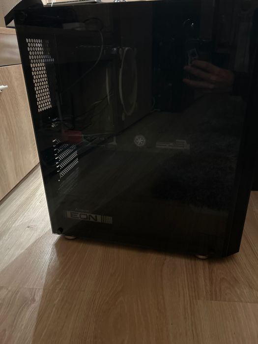 Геймарски компютър за игри