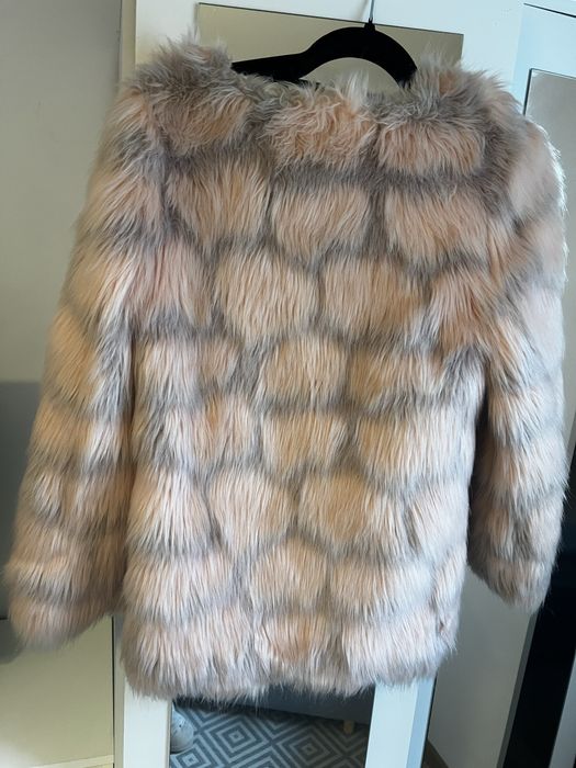 Blana artificiala roz cu insertii gri