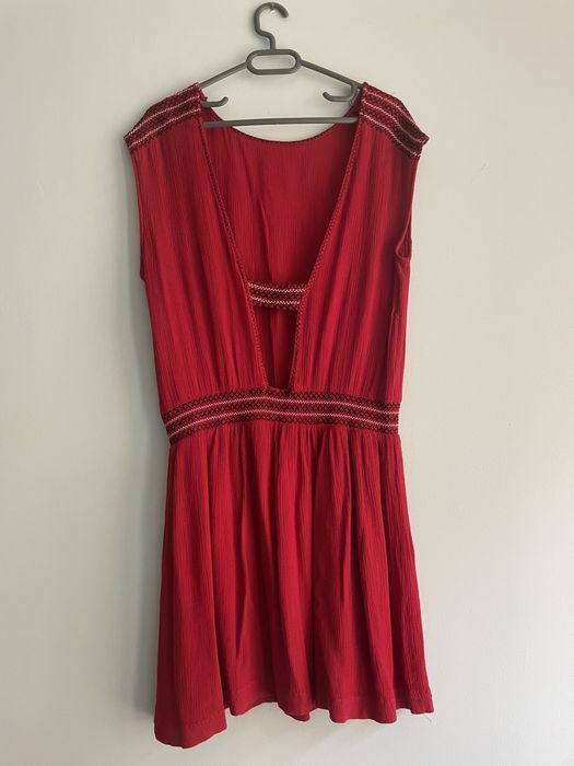 Червена рокля Mango