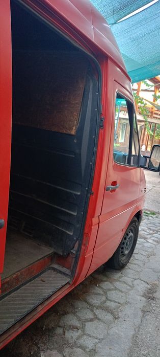 Vând Mercedes Benz sprinter 311