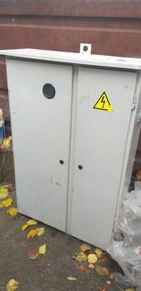 шкаф  электрический хорошим состояние размер  1260×850×320 мм