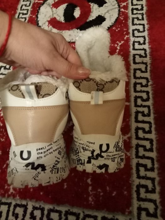 Adidași Nr 36 îmblăniți