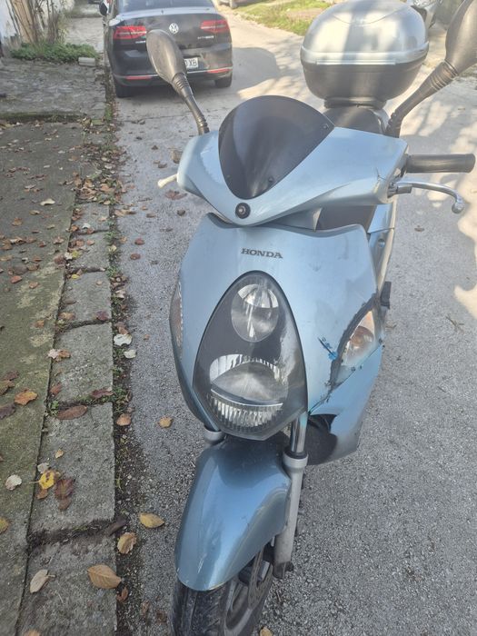 Suzuki burgman 400 Honda nes 125