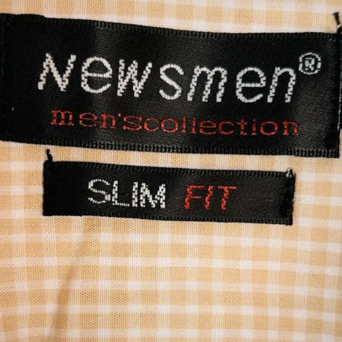 Cămașă bărbătească cu mânecă scurtă, în carouri portocalii și albe