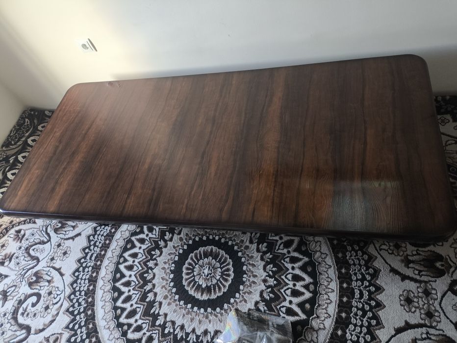 Stol yap yangi sotiladi