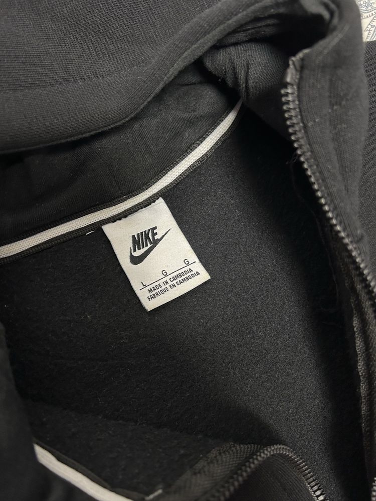 Bluza Nike tech.