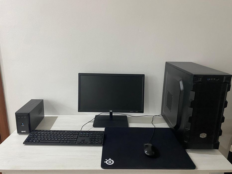 Офисный компьютер