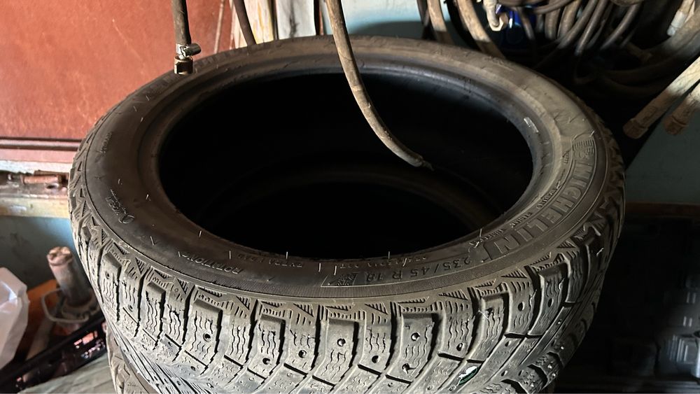 MICHELIN X-Ice North 4