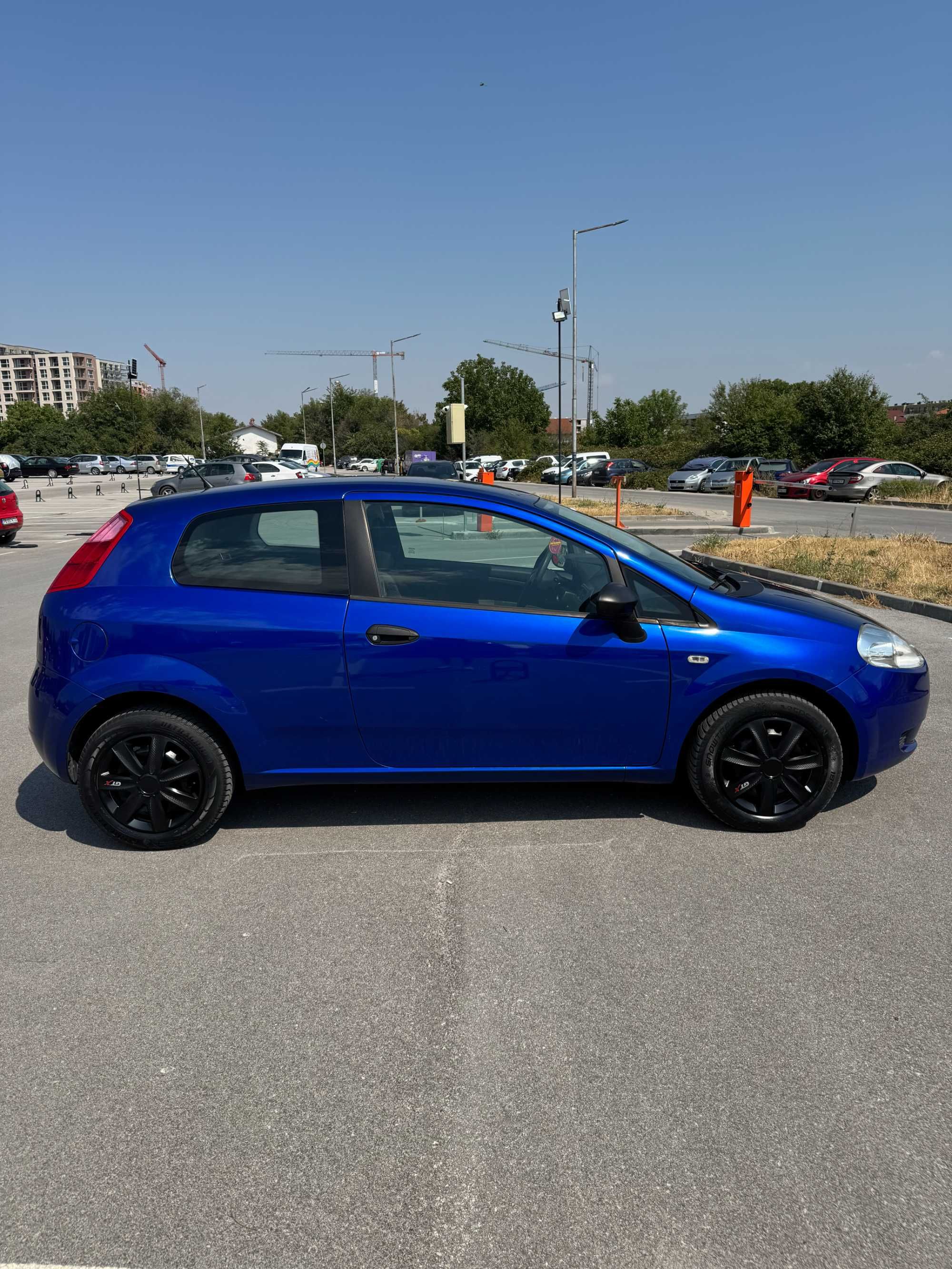 Fiat Grande Punto 1.4i 150 000км