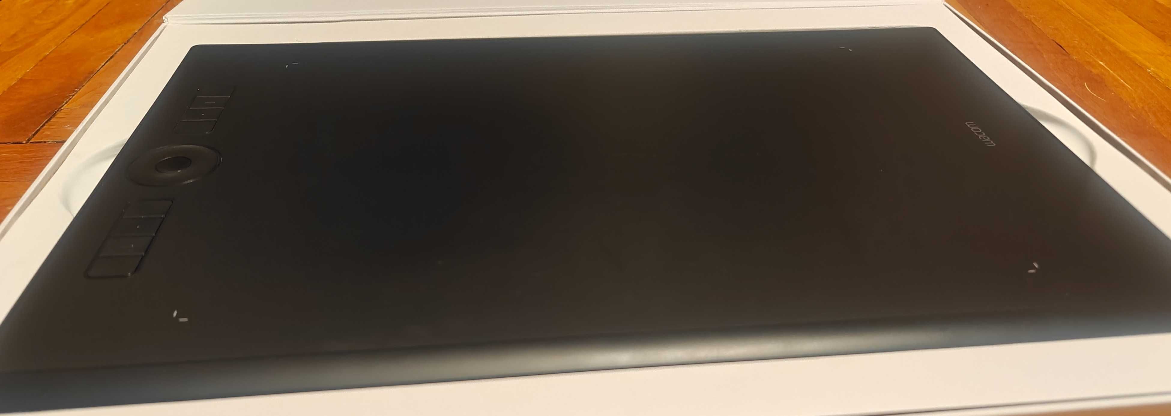 Таблет за рисуване Wacom PTH-860