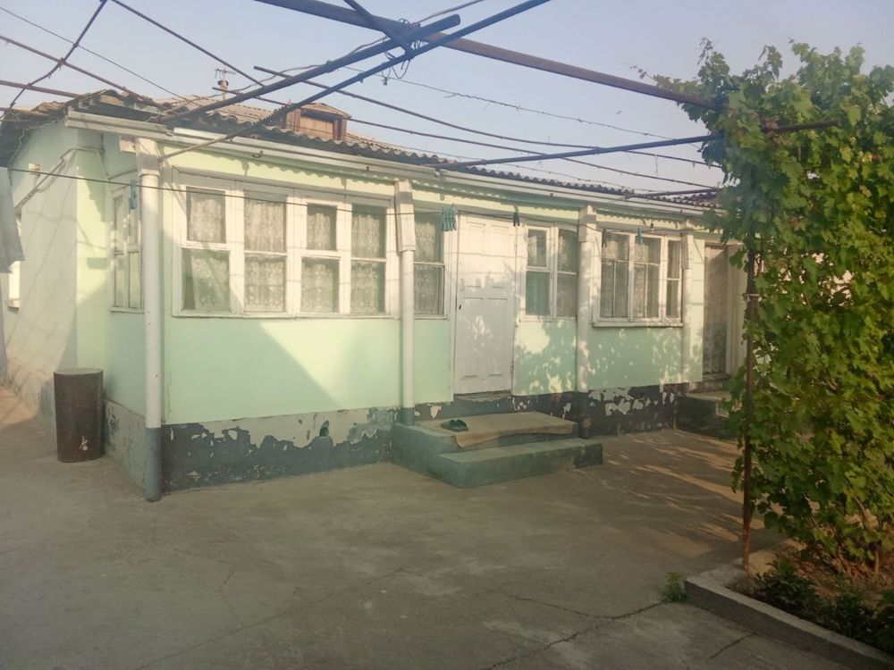 6 xonali uy Nurafshon da