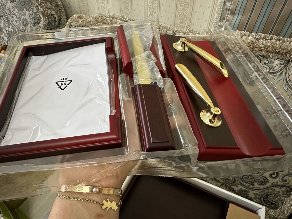 Продам рабочий стол руководителя