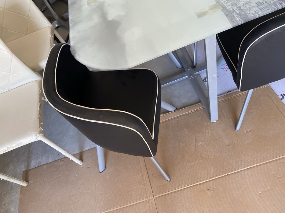 Трапезна Маса Стъклена с Принт комплекс с 4 стола