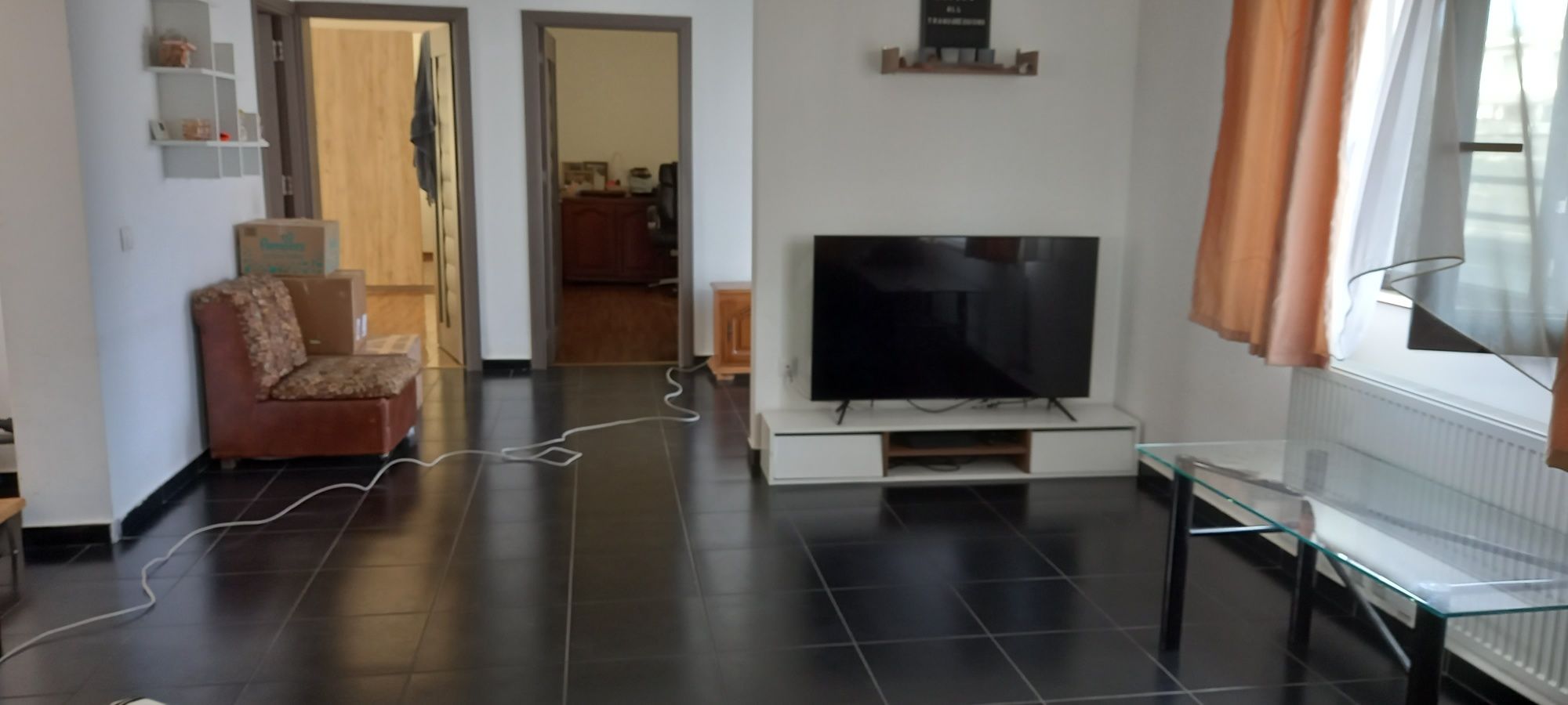 PF vand casa 5 camere in Vorovesti 170mp + 800mp teren  + Garaj