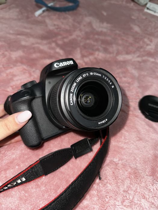 canon EOS 4000D