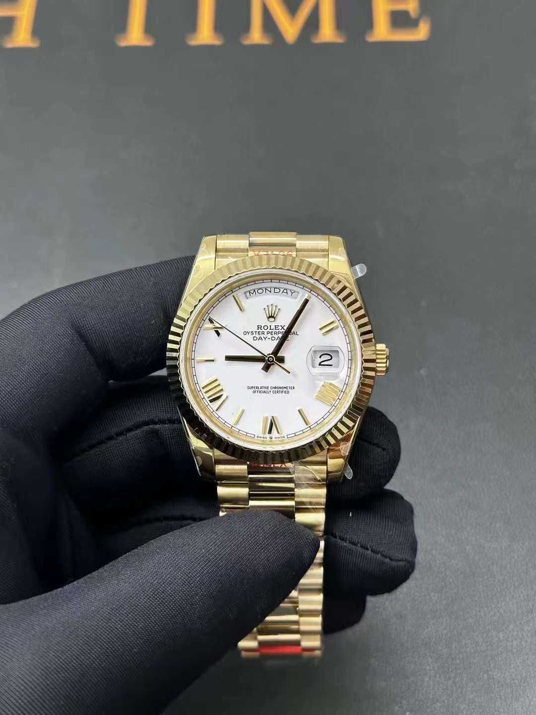 Rolex Day-Date 40mm злато