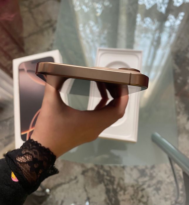 iphone 16 Pro max desert titanium 256 Gb