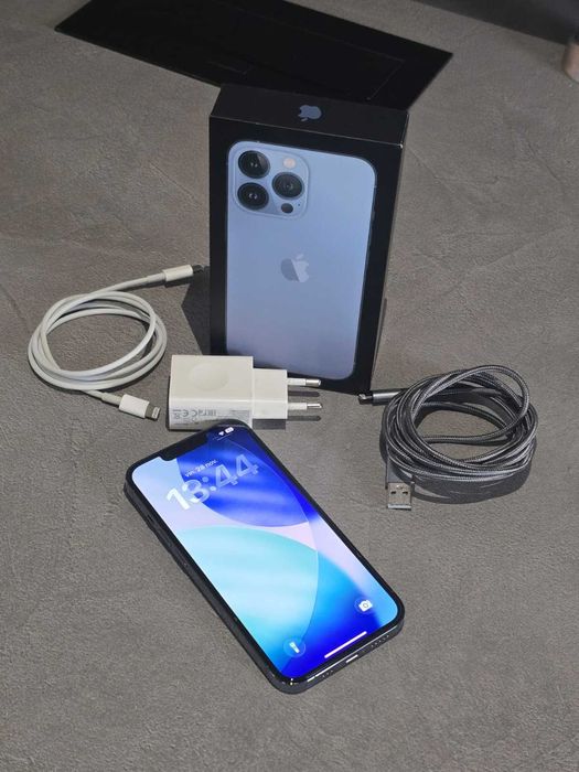 iPhone 13 Pro, 128 GB, Sierra Blue, cutie, accesorii