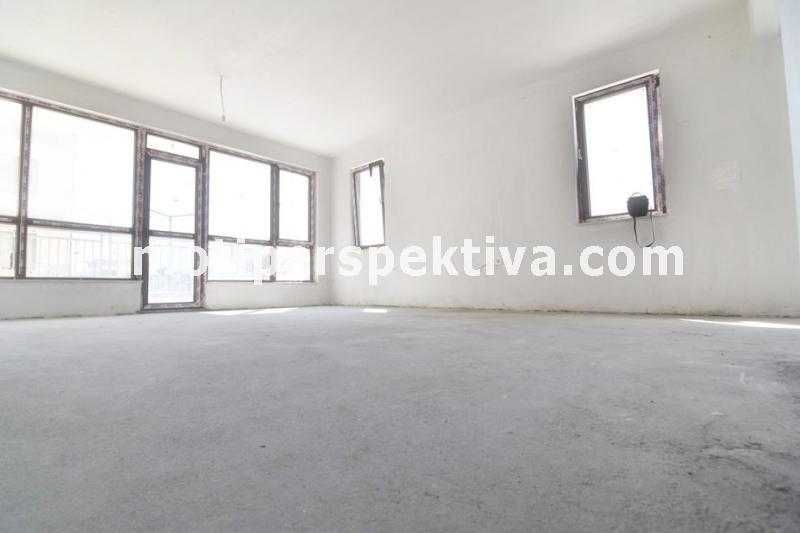 реф.18346 Чисто нов, среден етаж-Остромила!