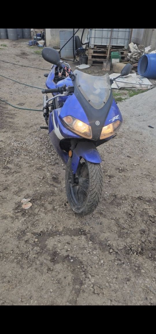 Vând yamaha tzr50