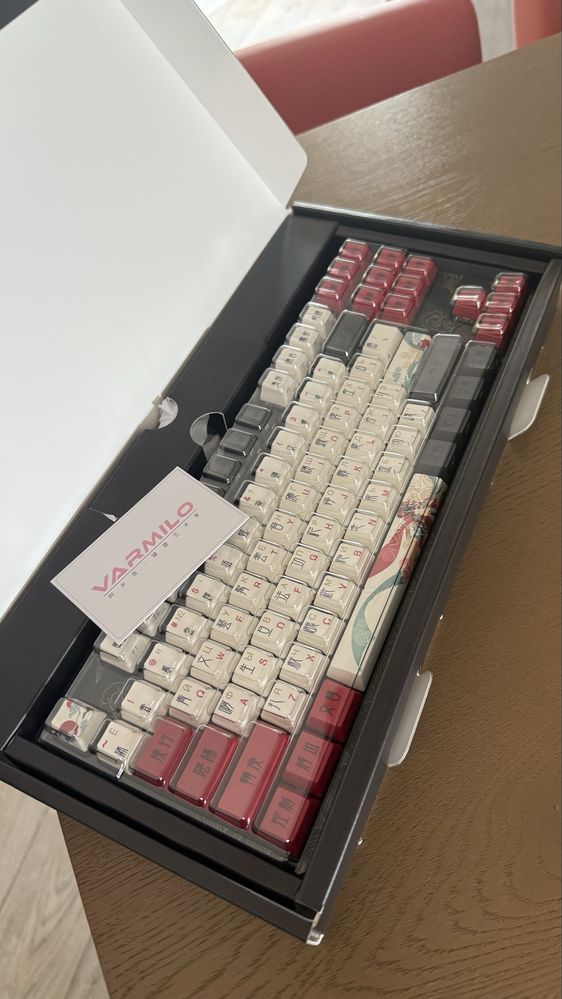 Varmilo x клавиатура (механическая, новая)