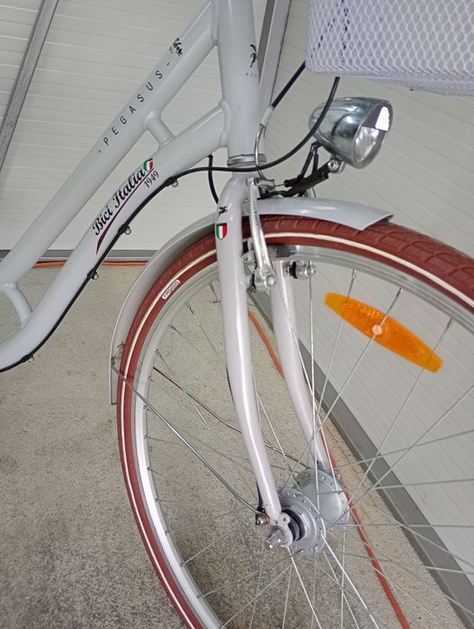 Vând bicicletă Pegasus,7 vit Nexus,frâna picior,stare f bună !