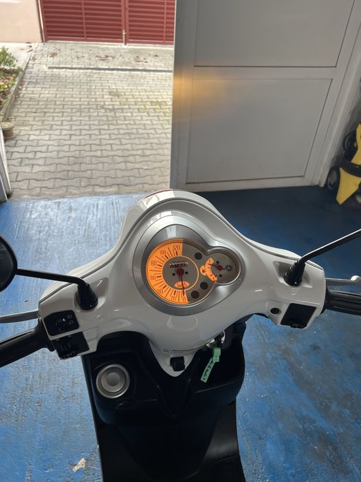 Scuter Yamaha Delight