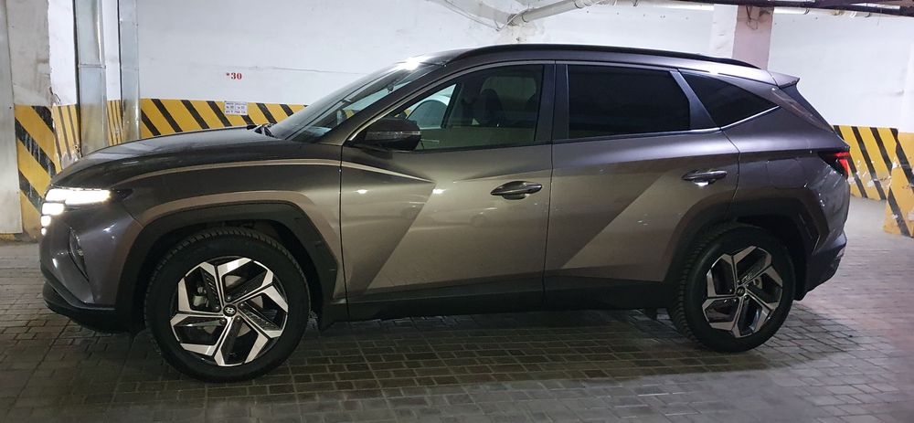 Хюндай Туксон 4*4 позиция 2