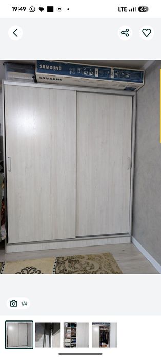 Шкаф-купе ,приятного светлого оттенка