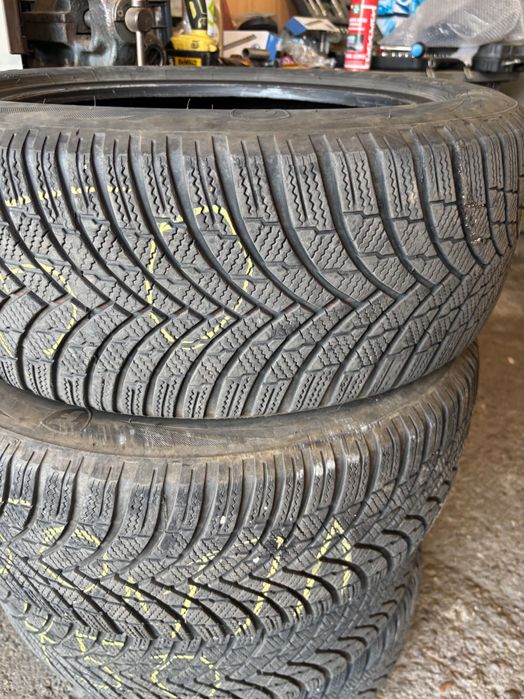 гуми Firestone Winterhawk 4 -215/55/17