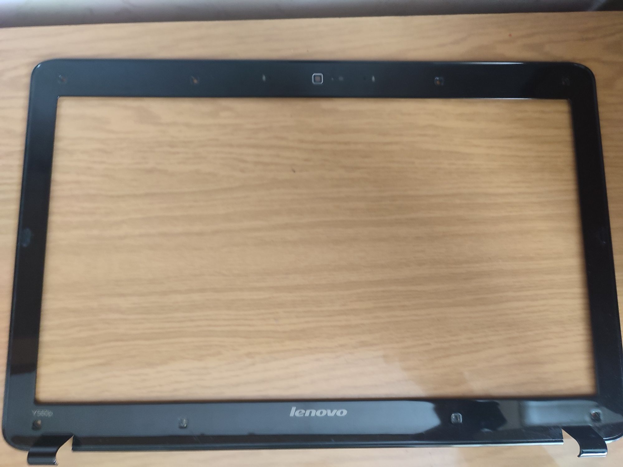 Рамка на матрица за Lenovo IdeaPad Y560p