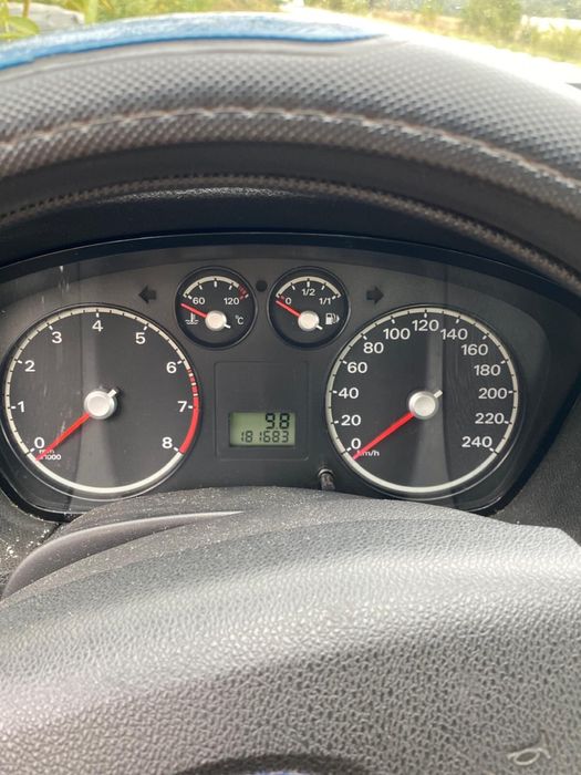 Ford focus 1.4 benzina 2006 AC