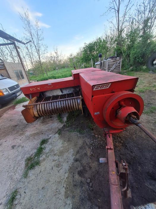 Presa de baloti new holland 265
