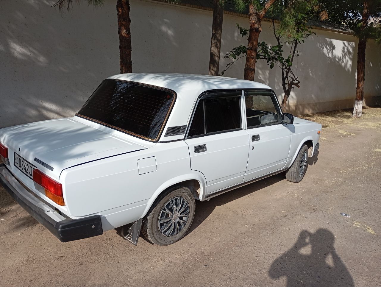 Vaz 2107 sotiladi