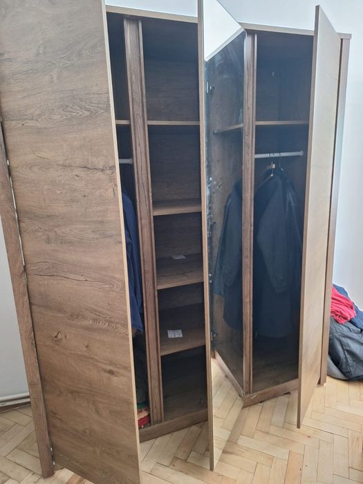 Vând piese mobilier nou, stare foarte bună, prețuri negociabile