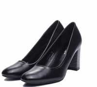 Черни обувки на ток