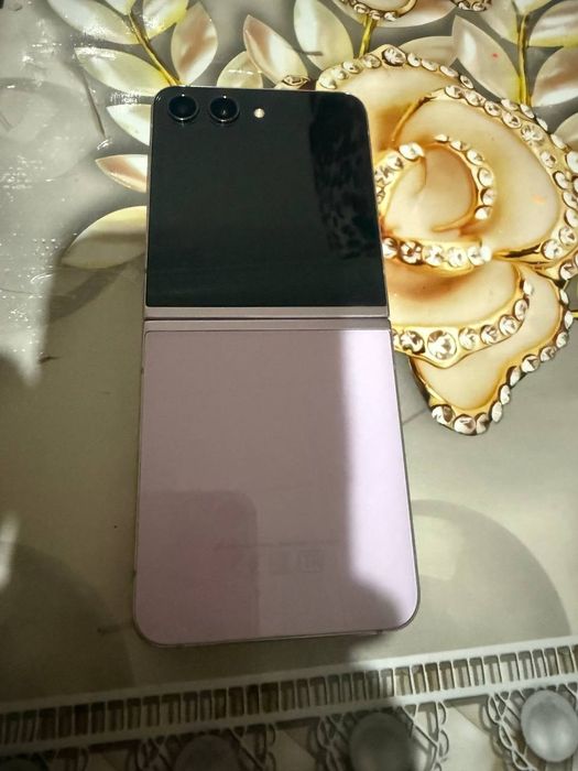 Самсунг z Flip 5