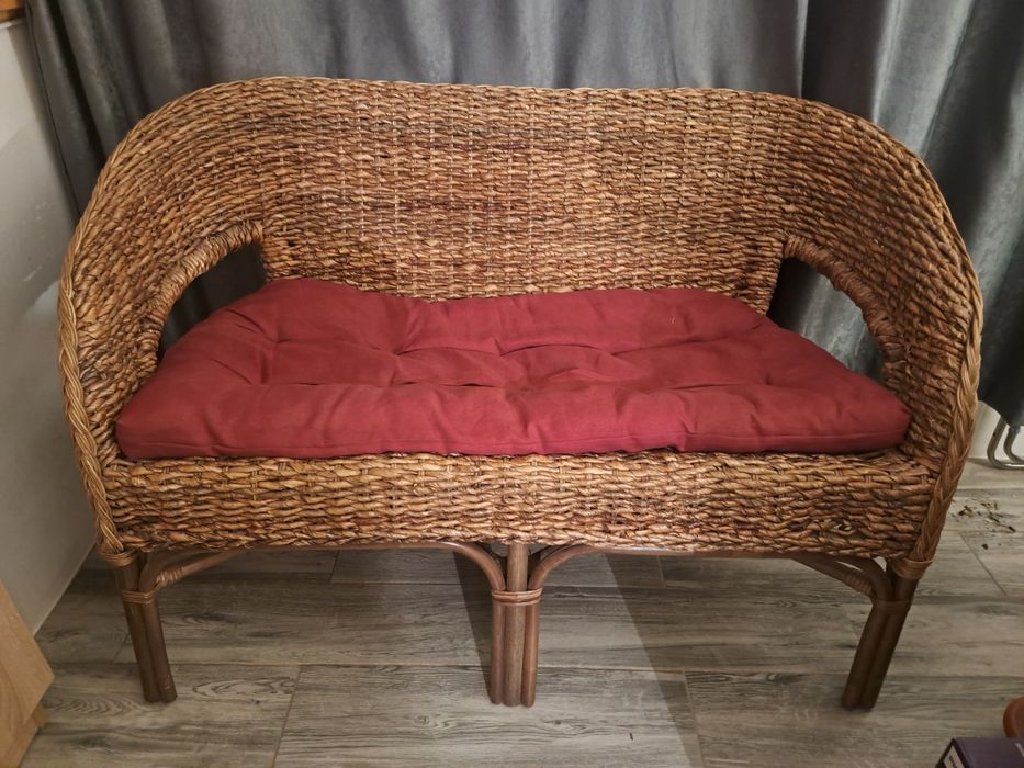 Set       canapea si 2 scaune