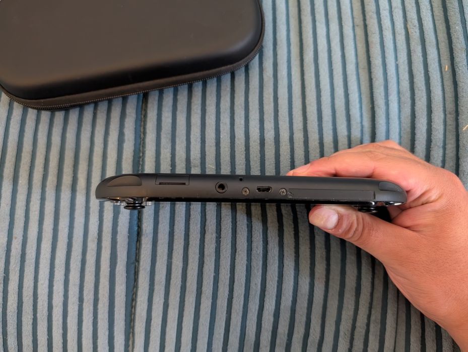 PS Vita 2000 modat