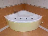 Vand cada jacuzi si mobilier baie