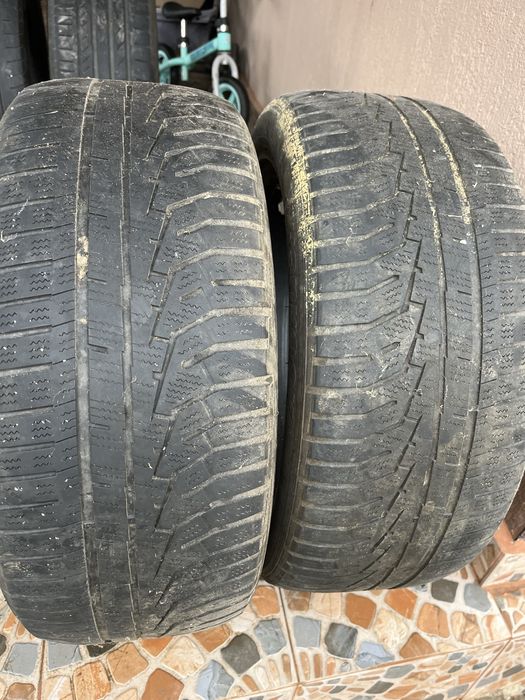 Vand doua anvelope iarna 225/50r17