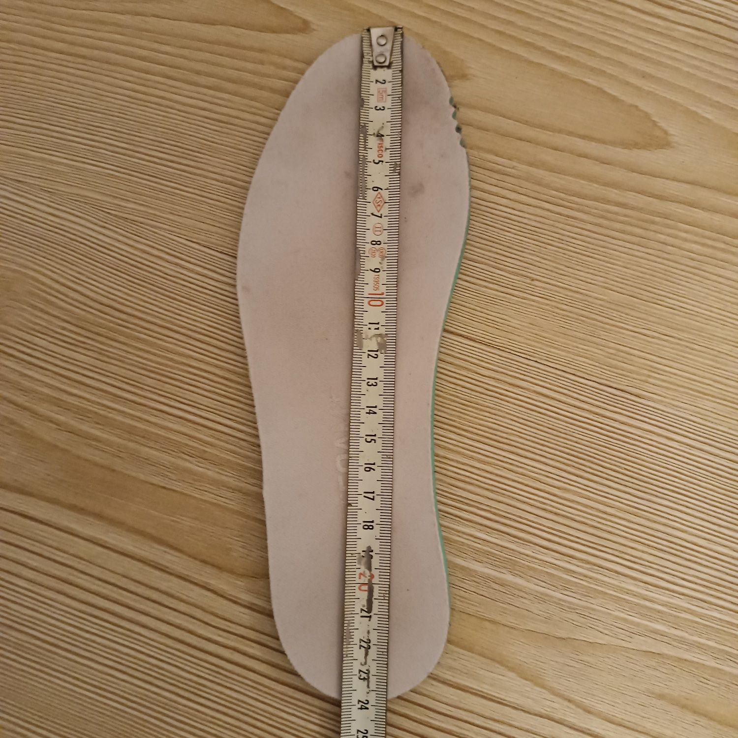 37 н. Маратонки Puma