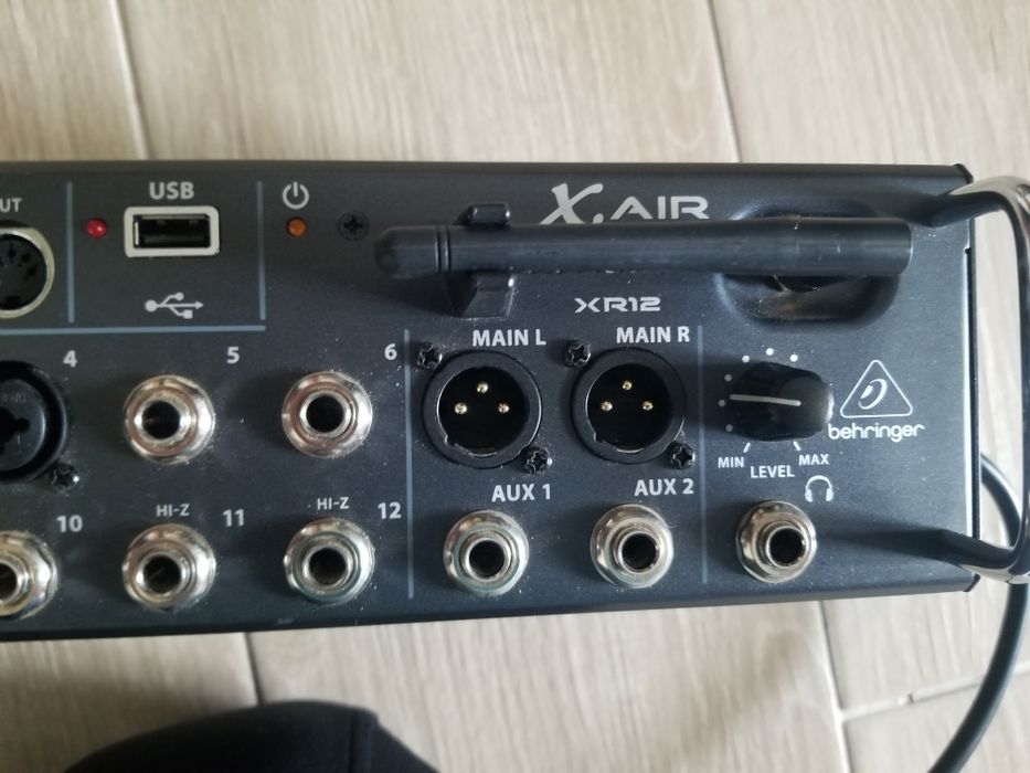 Mixer digital Behringer X Air 12