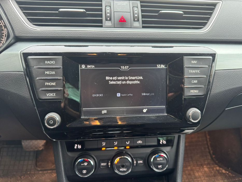 Vind Skoda superb an fabricație 2016 stare foarte bună automat DSG