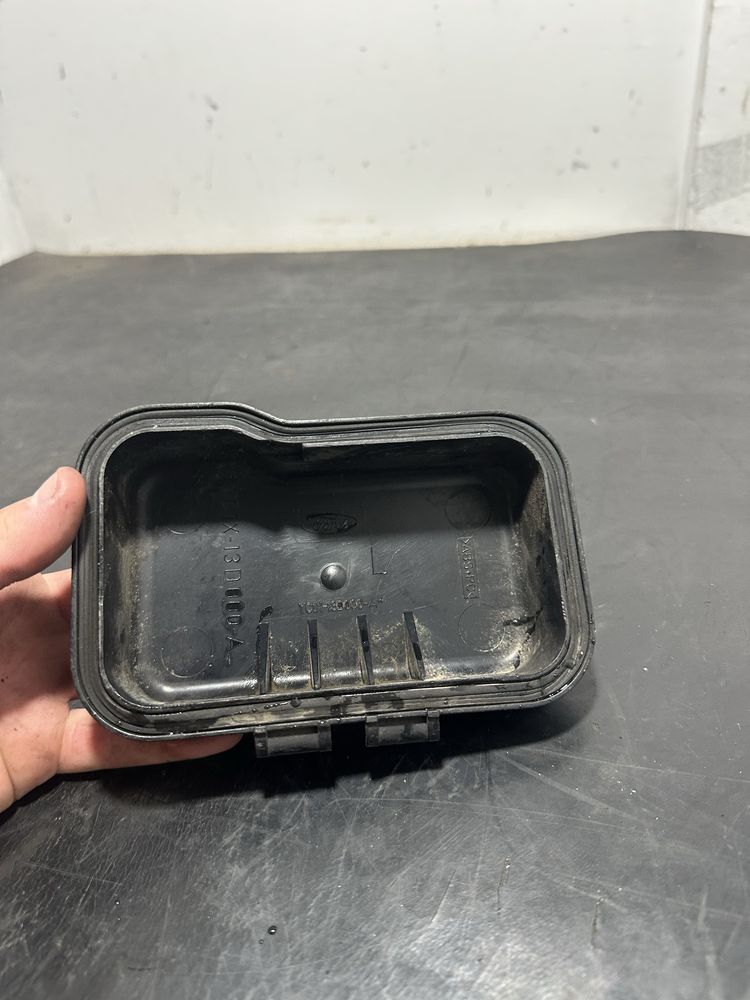 Capac far interior  Ford Transit 2000-2006